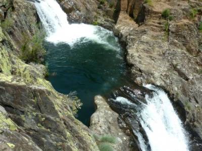 Cascadas del Aljibe; circo de gredos; viajes programados;botas trekking madrid